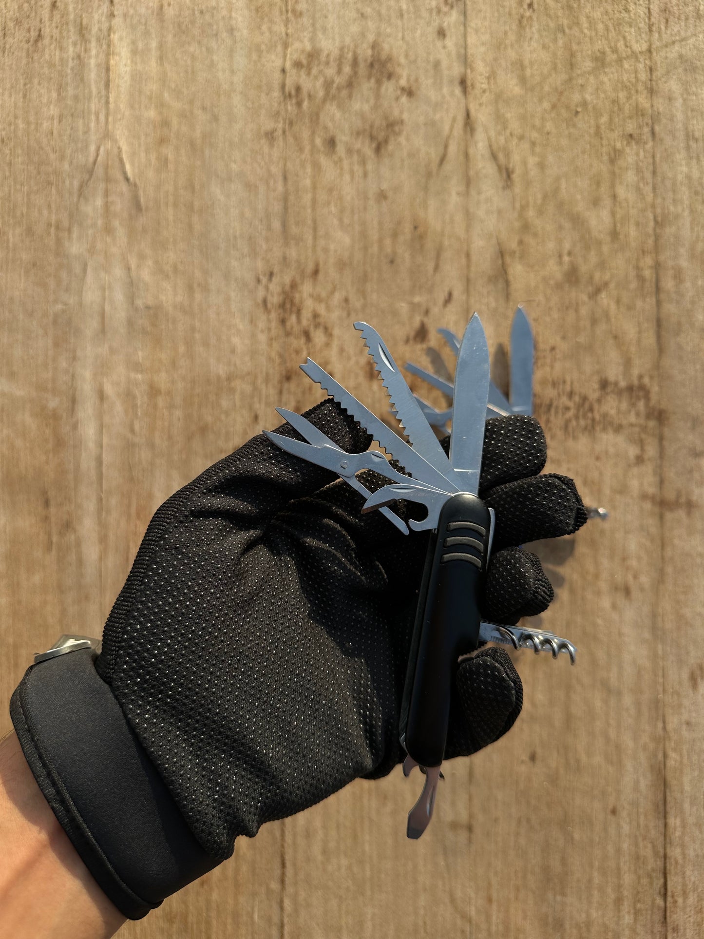 Keychain multitool 10in1
