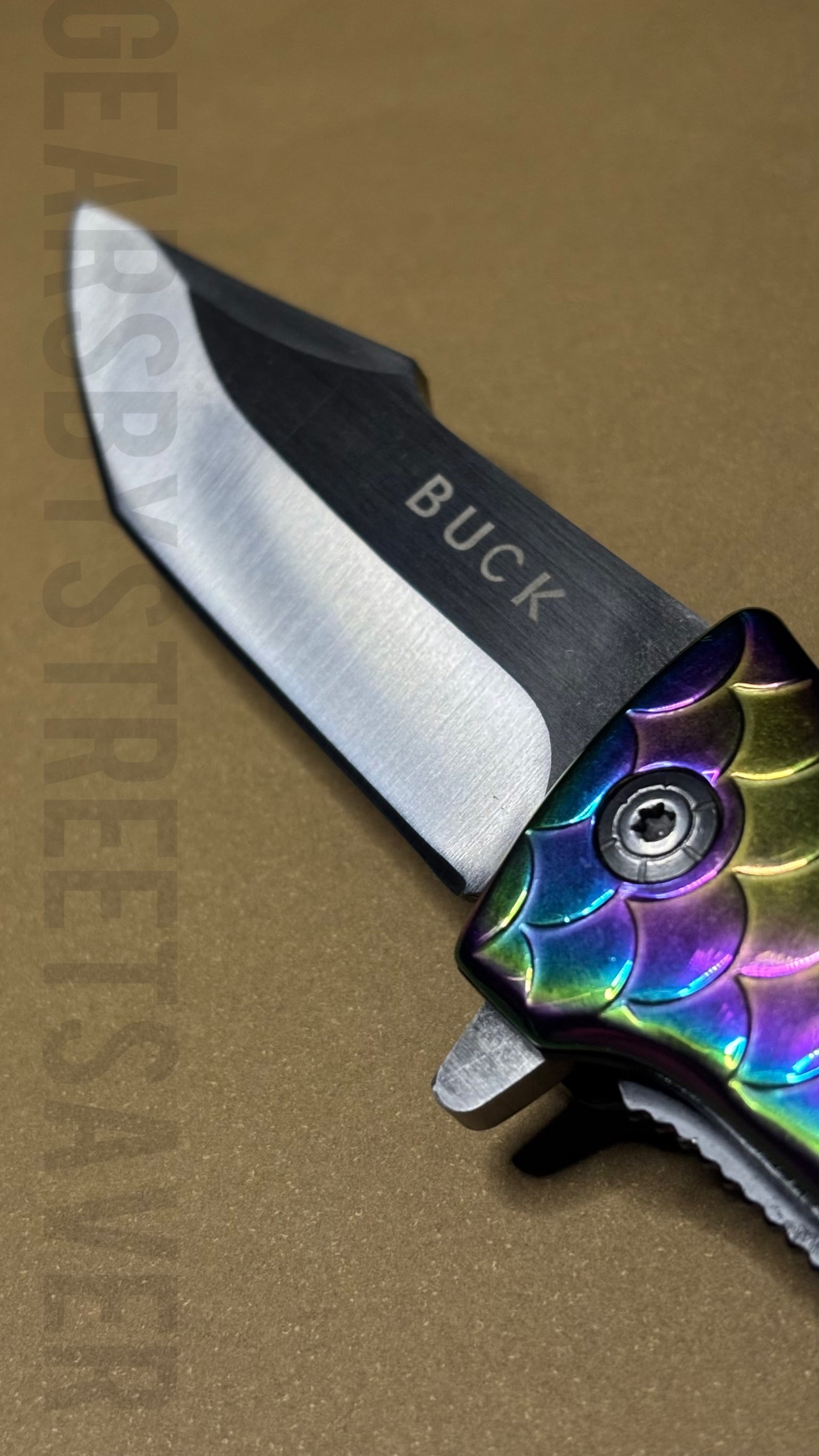Buck D049