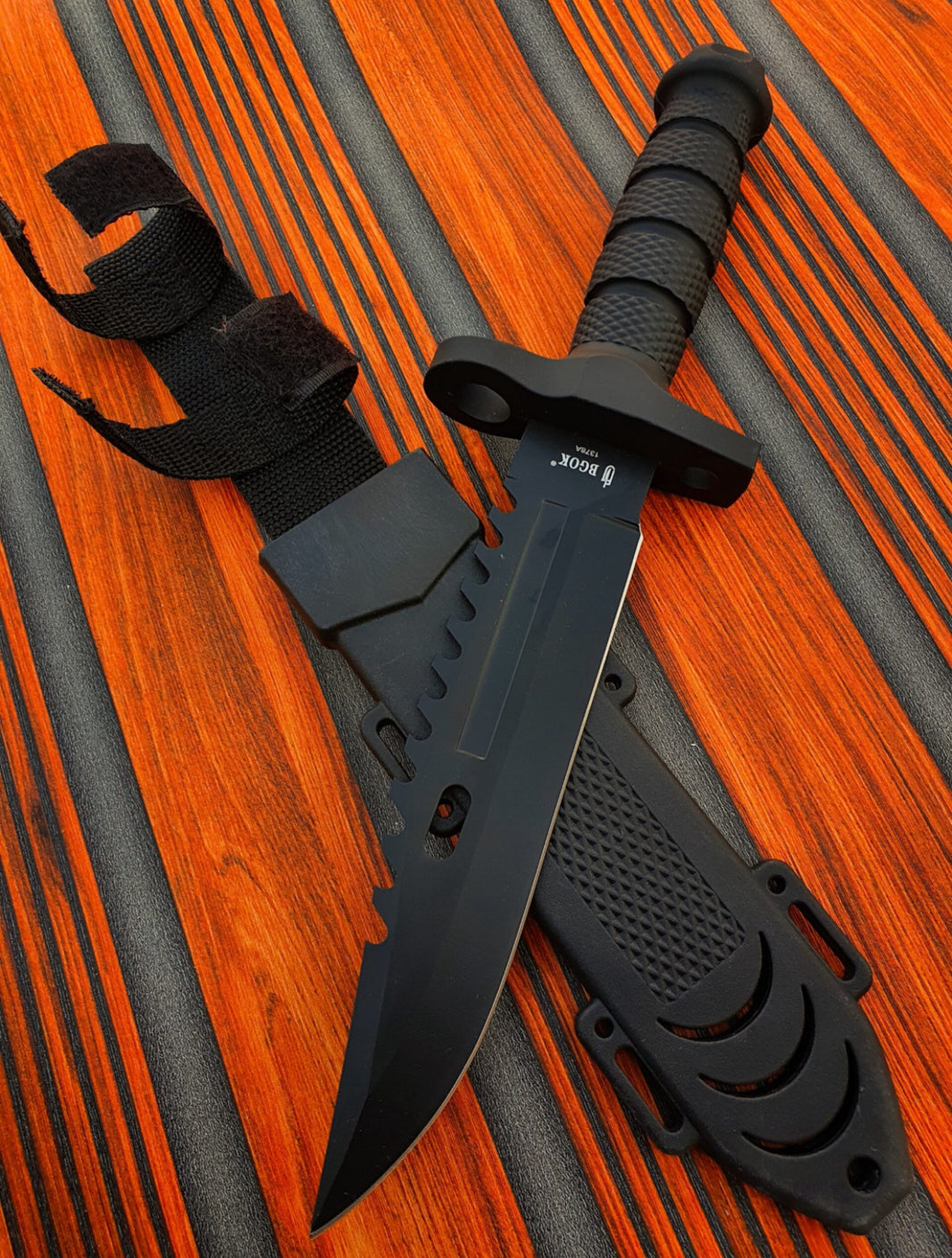 Columbia / Fixed Blade Knives – Street Saver