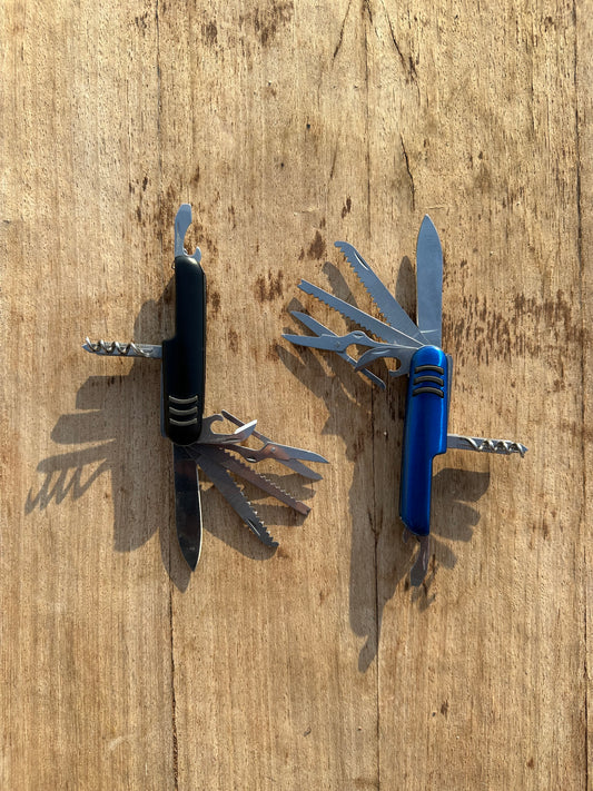 Keychain multitool 10in1