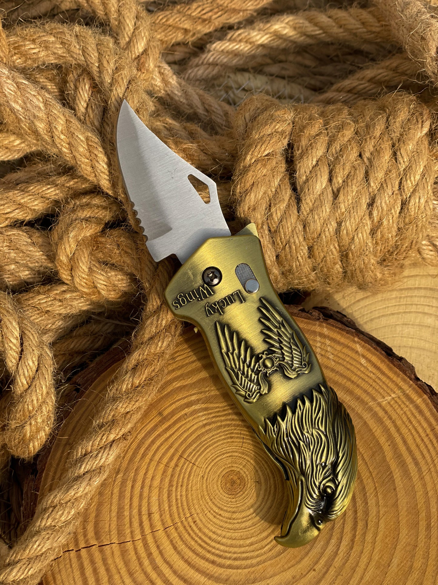 EAGLE LIGHTER WITH SHARP KNIFE