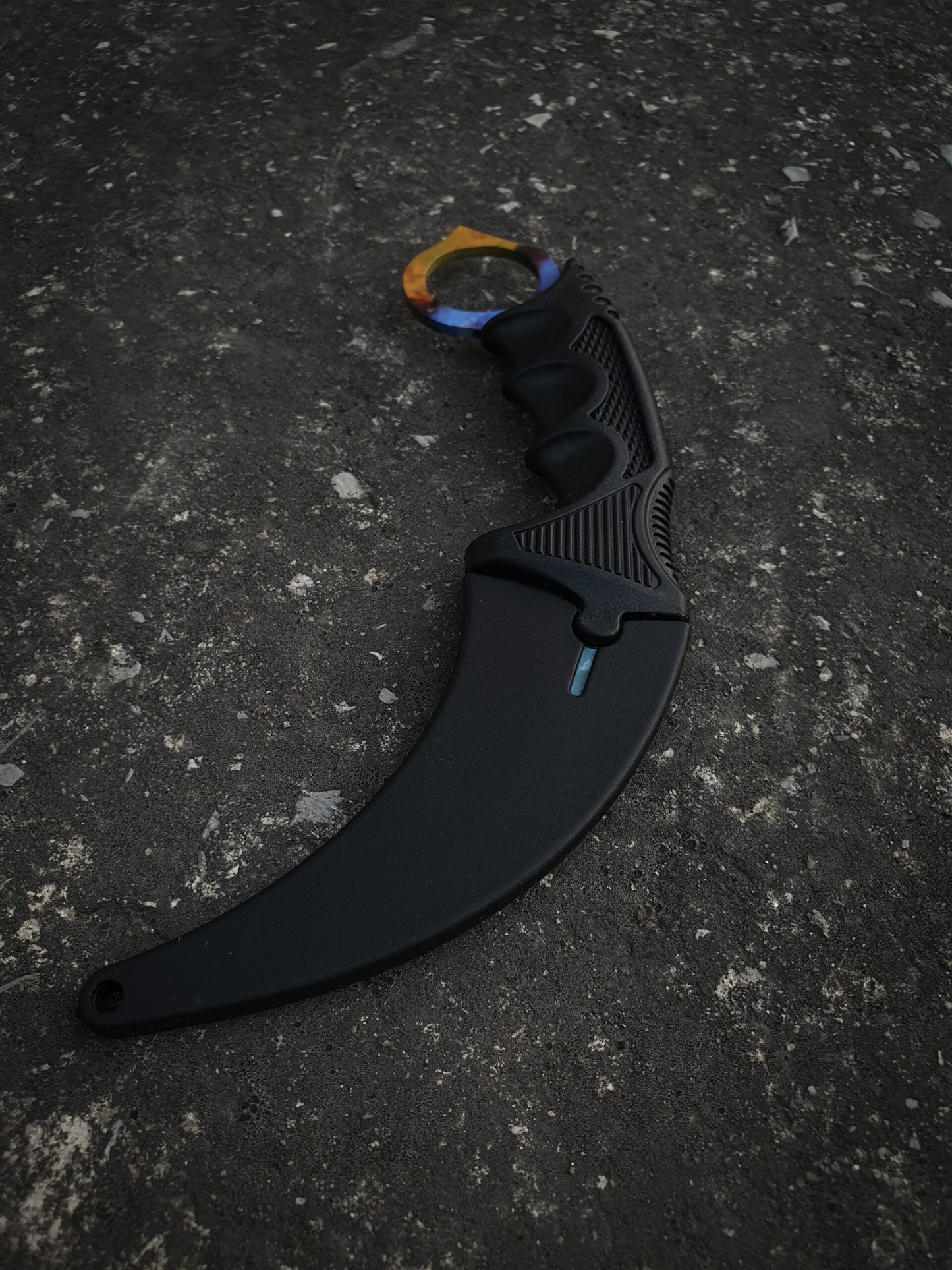 Parrot Karambit